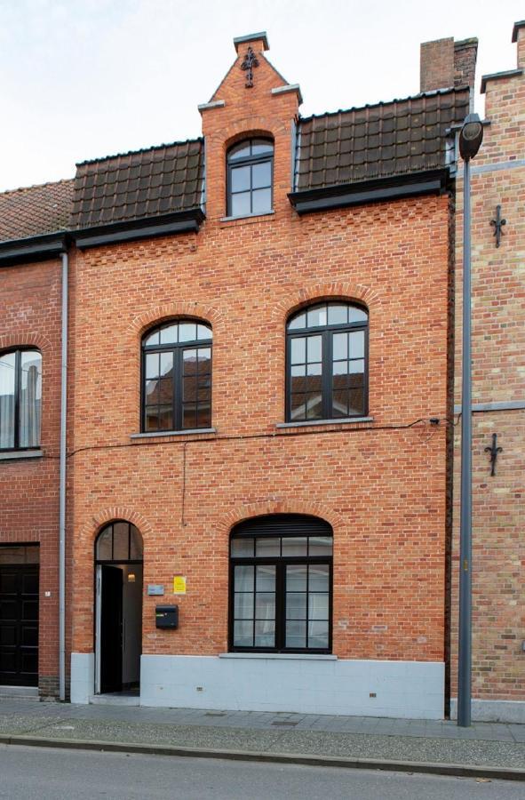 Plumer House Ieper Buitenkant foto